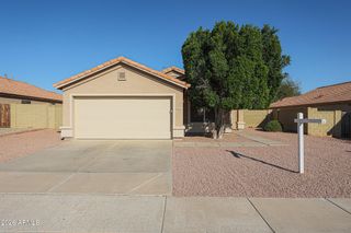 6827 N 77TH Drive, Glendale, AZ 85303