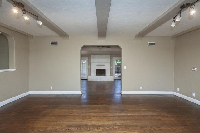 8160 Encino Ave, Stockton, CA 95209