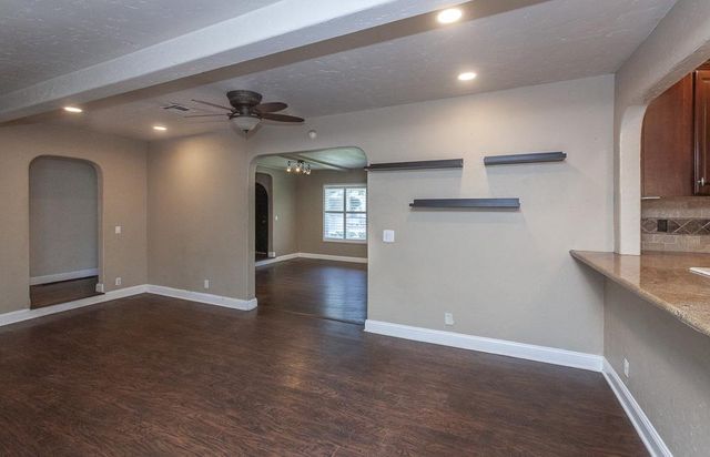 8160 Encino Ave, Stockton, CA 95209