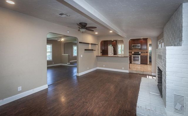 8160 Encino Ave, Stockton, CA 95209