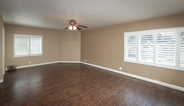 8160 Encino Ave, Stockton, CA 95209