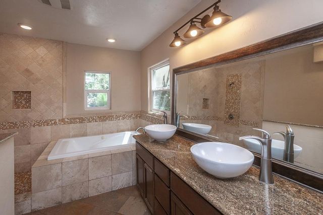 8160 Encino Ave, Stockton, CA 95209