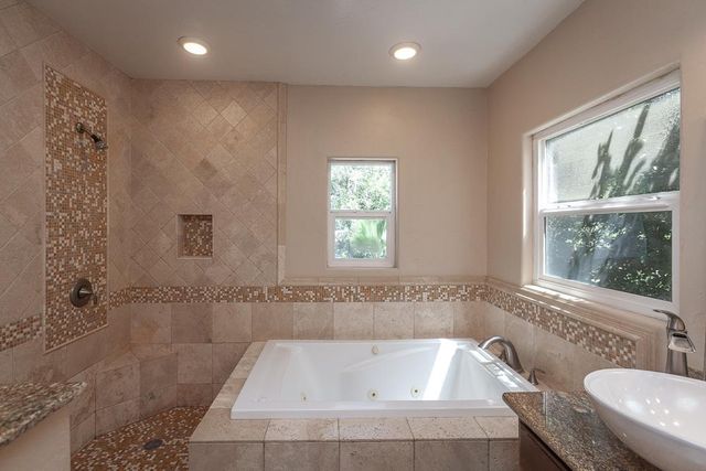 8160 Encino Ave, Stockton, CA 95209