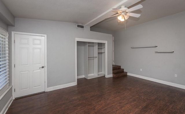 8160 Encino Ave, Stockton, CA 95209