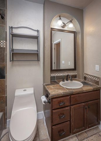 8160 Encino Ave, Stockton, CA 95209