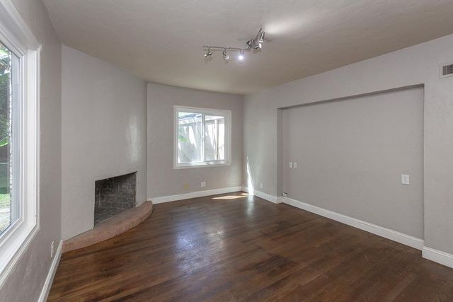 8160 Encino Ave, Stockton, CA 95209