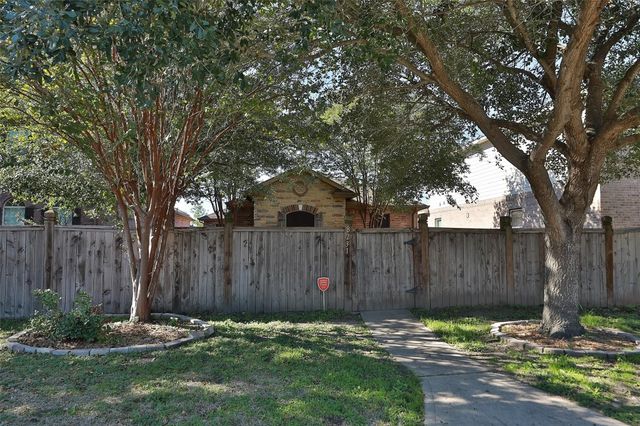 8231 Gran Villa Drive, Cypress, TX 77433