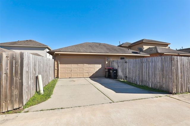 8231 Gran Villa Drive, Cypress, TX 77433