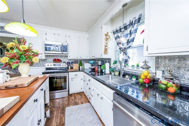 2206 Lancers Blvd, Richmond, VA 23224