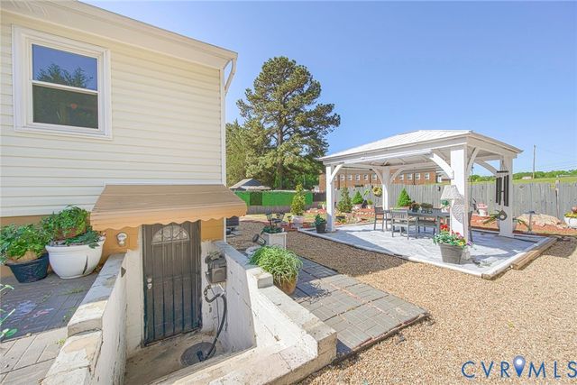 2206 Lancers Blvd, Richmond, VA 23224