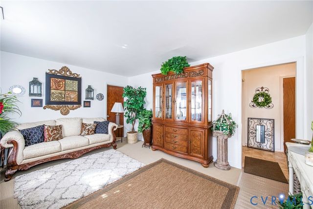 2206 Lancers Blvd, Richmond, VA 23224