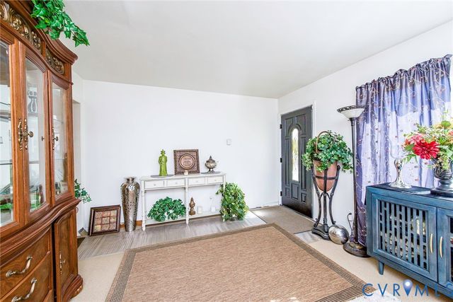 2206 Lancers Blvd, Richmond, VA 23224