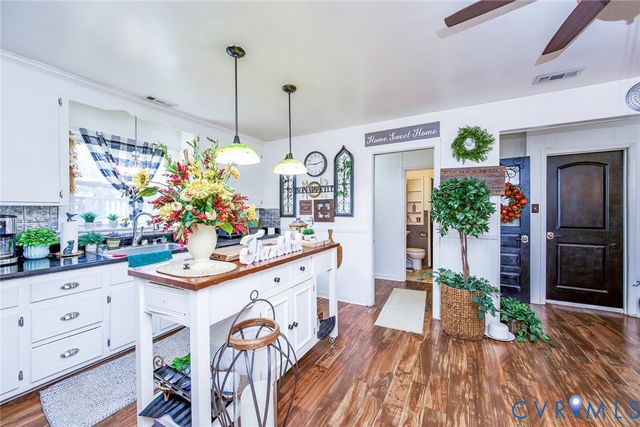 2206 Lancers Blvd, Richmond, VA 23224