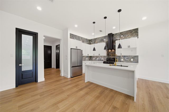 4441 Gunter Street, Houston, TX 77020