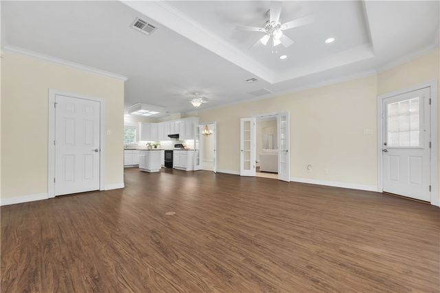 5924 Wild Horse Run, College Station, TX 77845