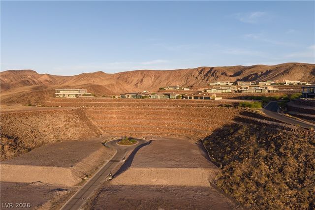 11 Horseshoe Rock Court, Henderson, NV 89012