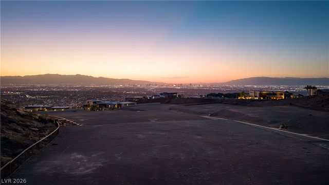 11 Horseshoe Rock Court, Henderson, NV 89012