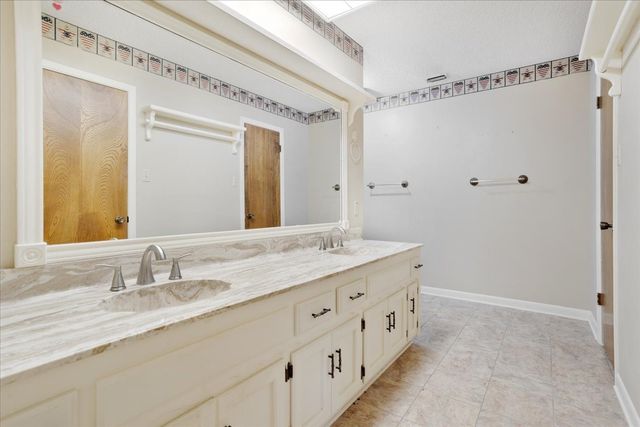 3509 Holly Street, Denison, TX 75020