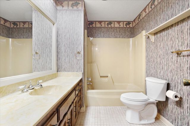 3509 Holly Street, Denison, TX 75020