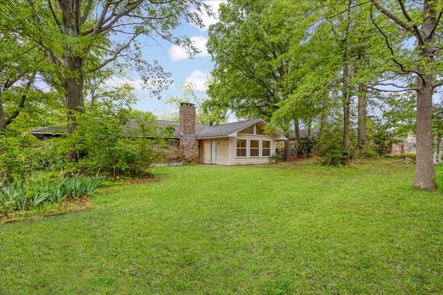 3509 Holly Street, Denison, TX 75020