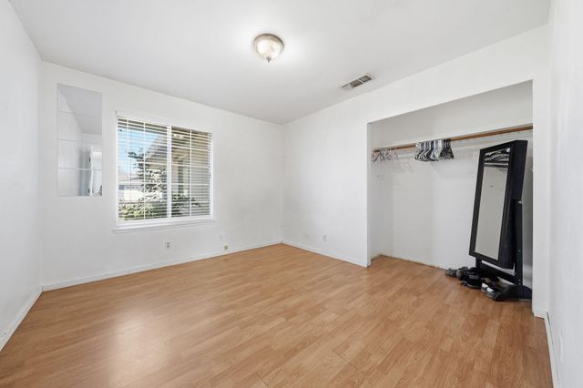 1595 Sterling Drive, Redding, CA 96003