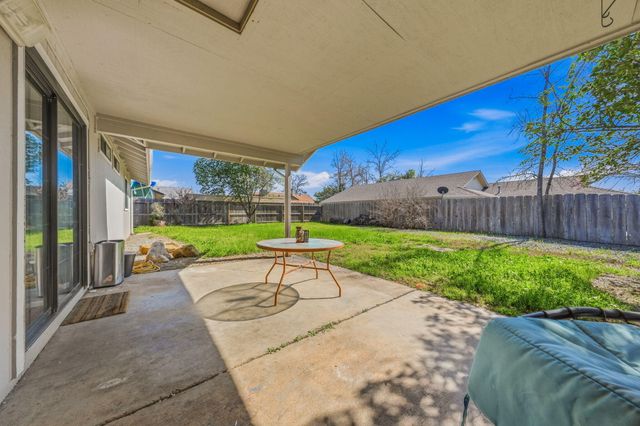 1595 Sterling Drive, Redding, CA 96003