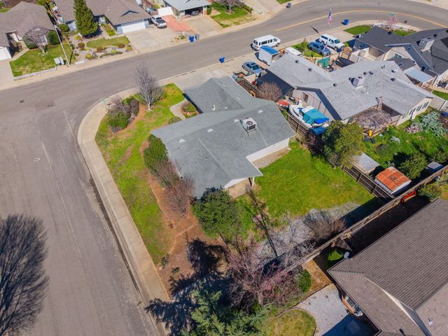 1595 Sterling Drive, Redding, CA 96003