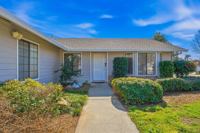 1595 Sterling Drive, Redding, CA 96003