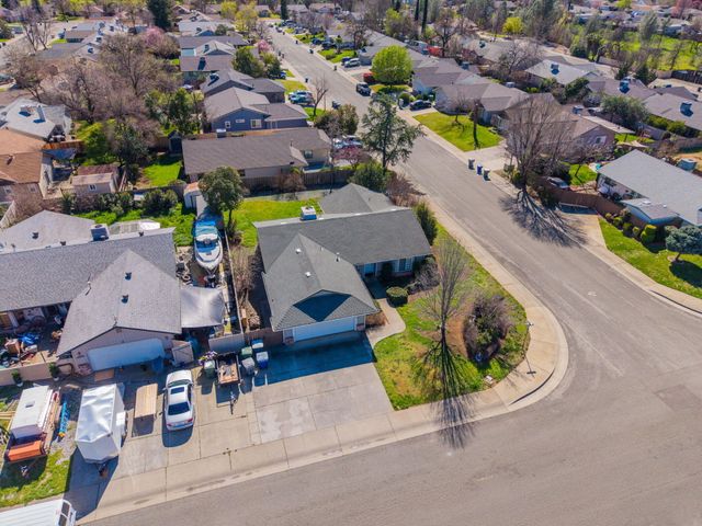 1595 Sterling Drive, Redding, CA 96003