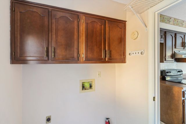 2739 LAKESIDE DR, Memphis, TN 38133