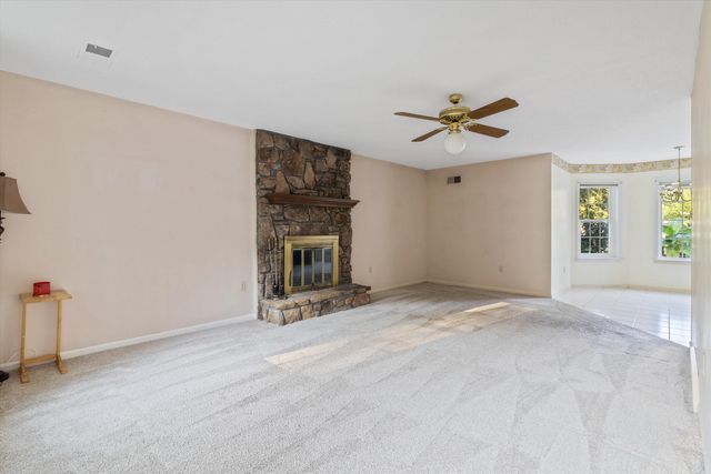 2739 LAKESIDE DR, Memphis, TN 38133