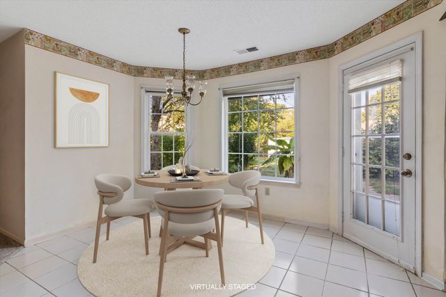 2739 LAKESIDE DR, Memphis, TN 38133