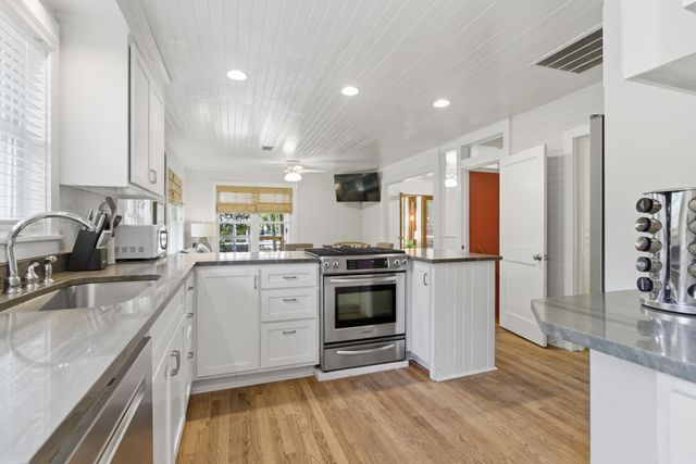 208 E Cooper Avenue, Folly Beach, SC 29439