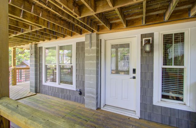 208 E Cooper Avenue, Folly Beach, SC 29439