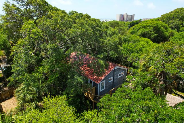208 E Cooper Avenue, Folly Beach, SC 29439