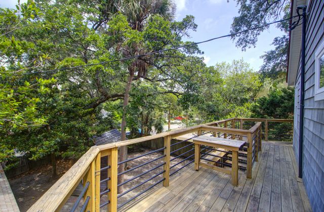 208 E Cooper Avenue, Folly Beach, SC 29439
