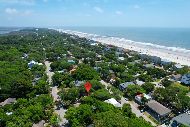 208 E Cooper Avenue, Folly Beach, SC 29439