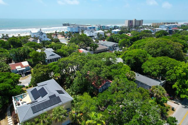 208 E Cooper Avenue, Folly Beach, SC 29439