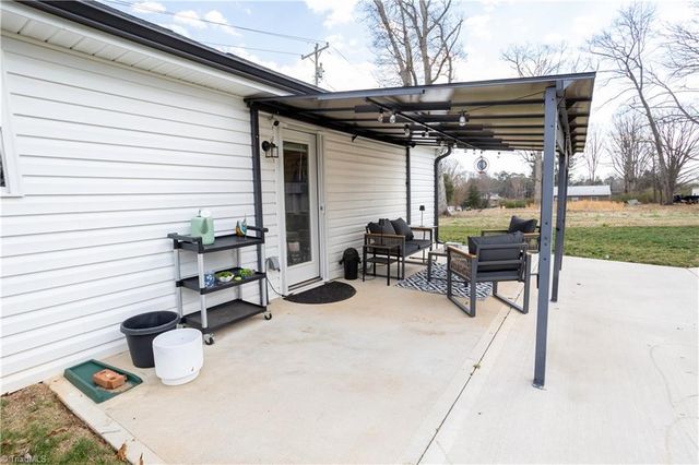 104 Dillon Street, Winston-salem, NC 27107