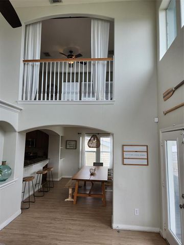 22901 Buena Street, Galveston, TX 77554