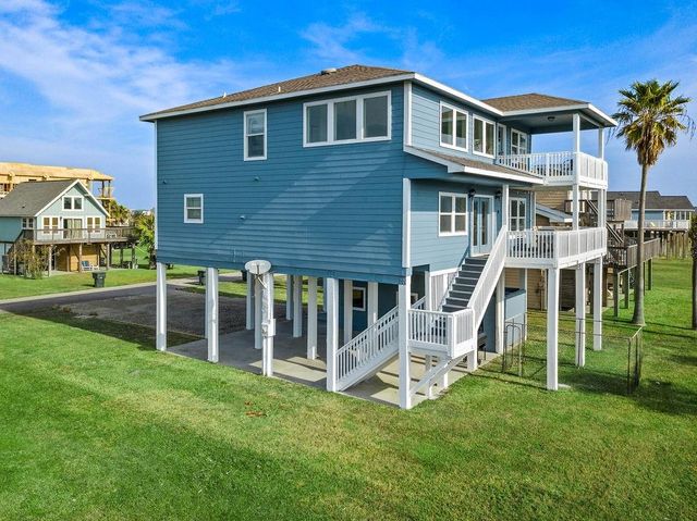 22901 Buena Street, Galveston, TX 77554