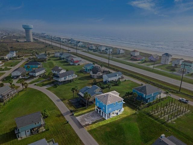 22901 Buena Street, Galveston, TX 77554