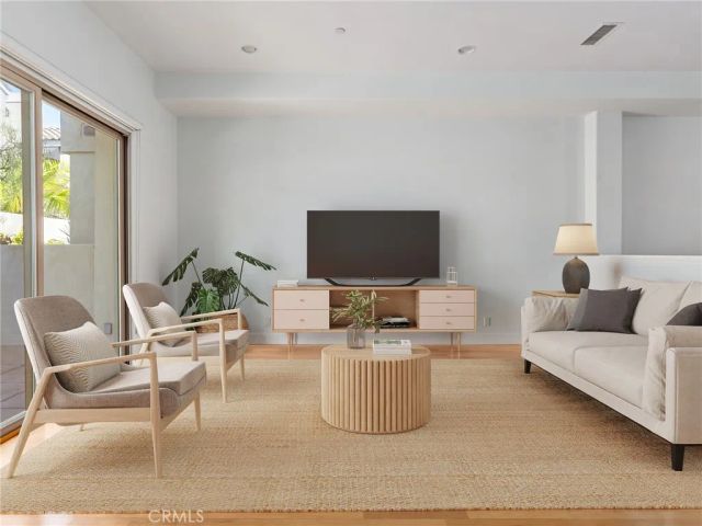 311 Kansas Street B, El Segundo, CA 90245