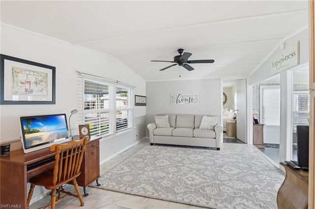 24 Cheyenne TRL # 167, Naples, FL 34113