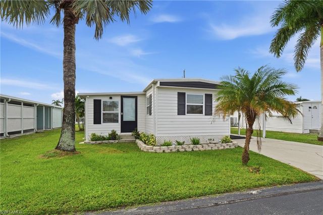 24 Cheyenne TRL # 167, Naples, FL 34113