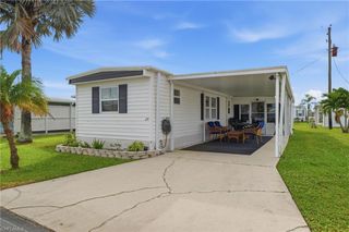 24 Cheyenne TRL # 167, Naples, FL 34113