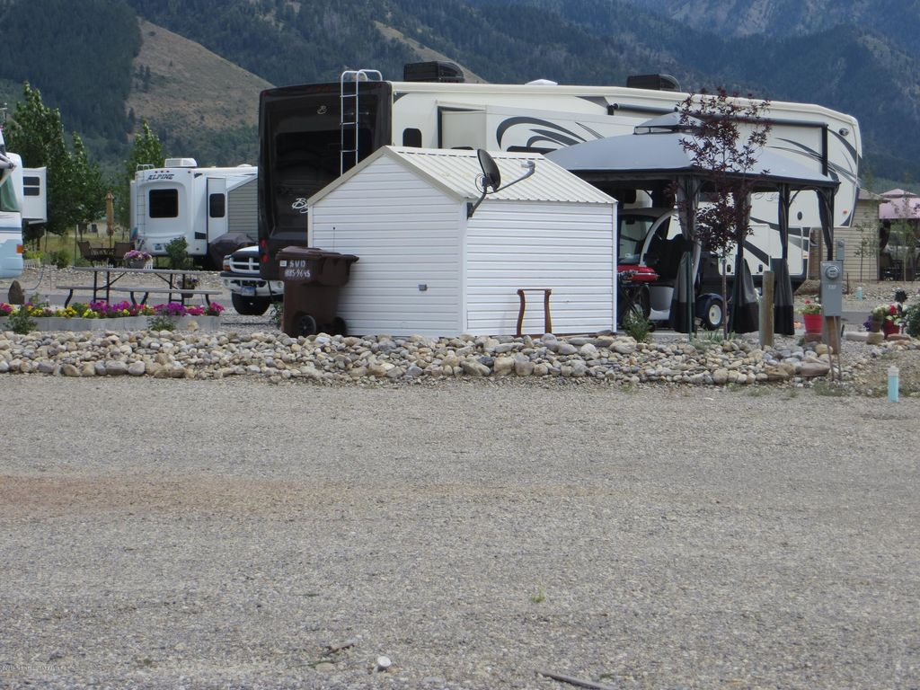 737 WHIFFLE TREE Drive, Thayne, WY 83127