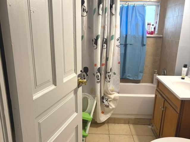 432 S 4th Street, Aurora, IL 60505