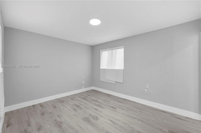 1011 NE 196th St, Miami, FL 33179