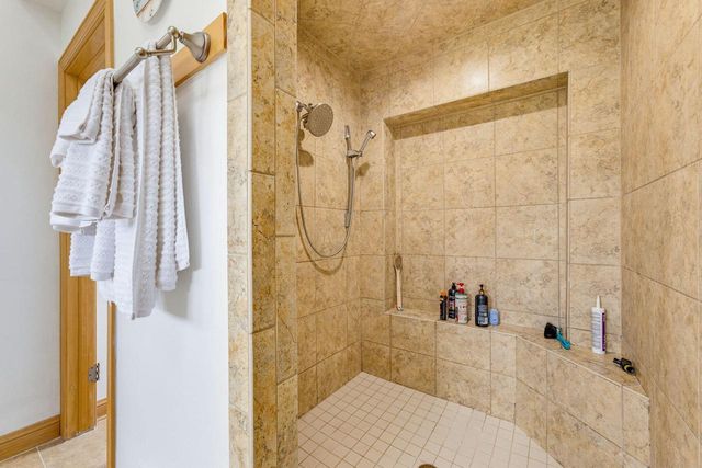 N33W33201 Maplewood ROAD, Nashotah, WI 53058